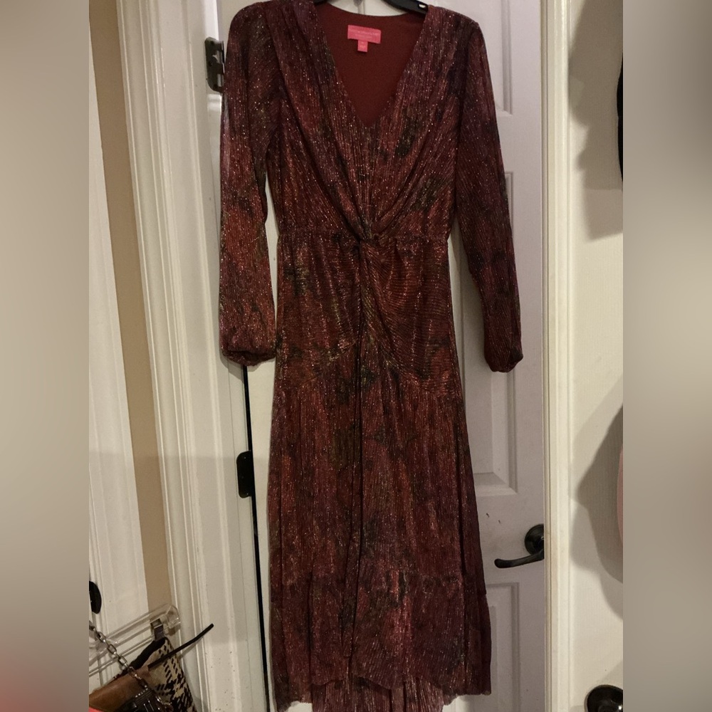 Isaac Mizrahi Elegant Long Sleeve Dress in Red and Black
